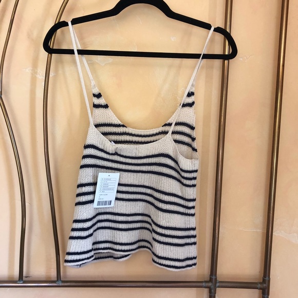 Top - Picture 3 of 5